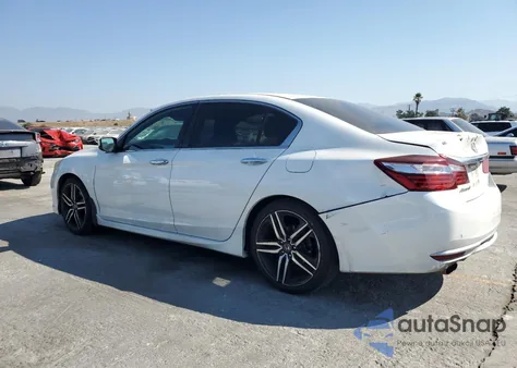 2017 Honda Accord Sport z USA, uszkodzony, nr VIN 1HGCR2F50HA159223